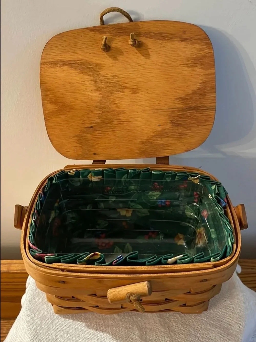 Vintage Longaberger Hinged Lid Handled Purse Basket